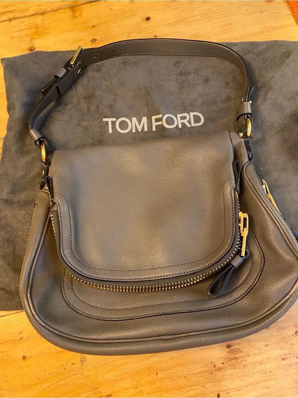 🌟 Tom Ford Jennifer Gray Pebbled Leather Shoulder Bag with Gold Hardware